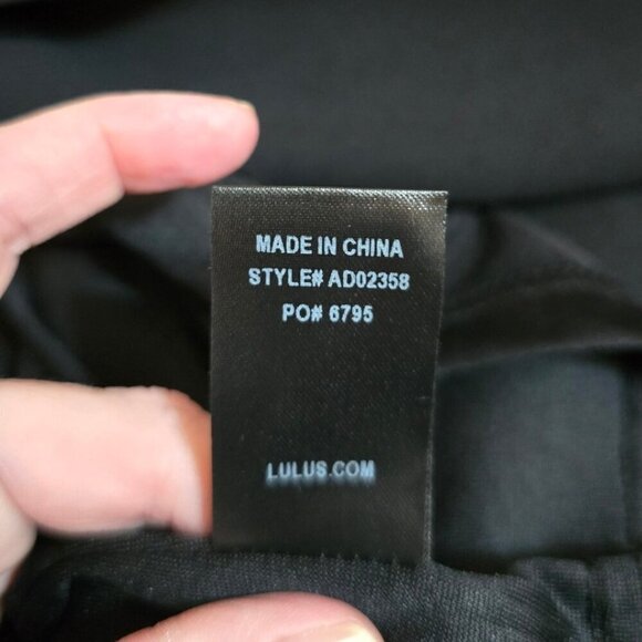 Lulus Iced Latte Black Shift Mini Dress Sz XS - Picture 11 of 11